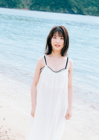浜辺美波 画像22