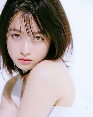 Kanna Hashimoto Photos171