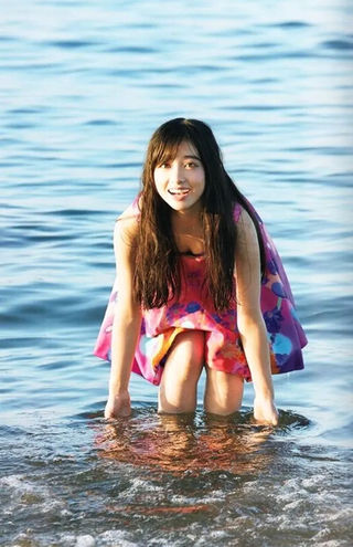 Kanna Hashimoto Photos189