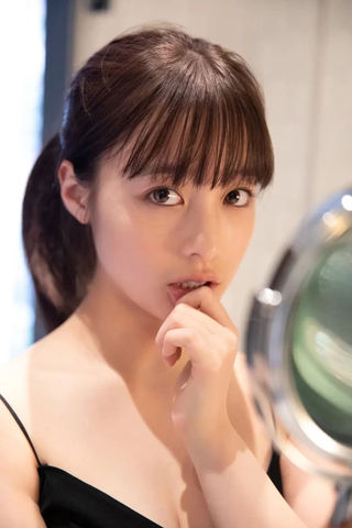 Kanna Hashimoto Photos196
