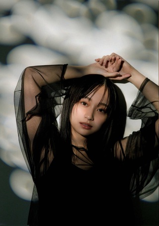 影山優佳 画像44