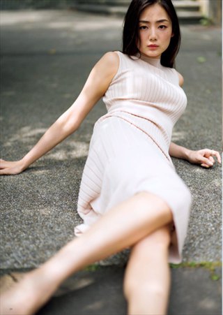 Moemi Katayama Photos1034