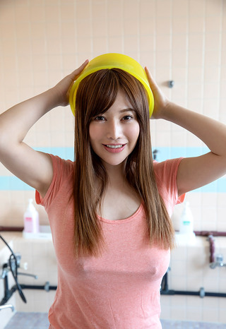 益坂美亜 画像85