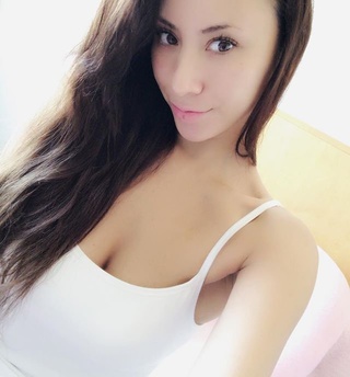 Angelica Michibata Photos177