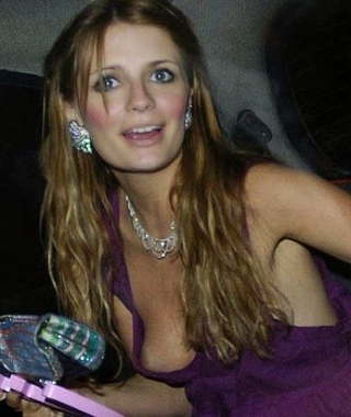 Mischa Barton Photos13