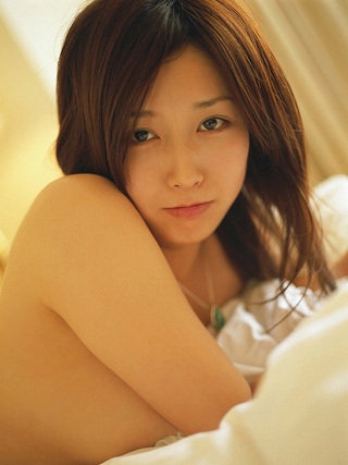 三津谷叶子 图片244