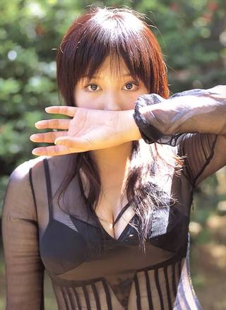 Yoko Mitsuya Photos526