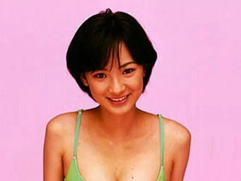 三輪ひとみさん画像集88枚【ヌード】