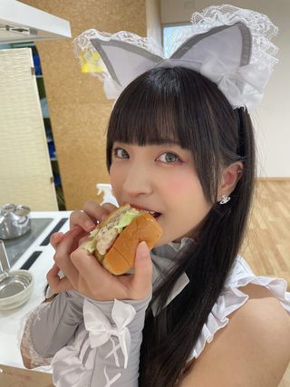 根尾あかり 画像4