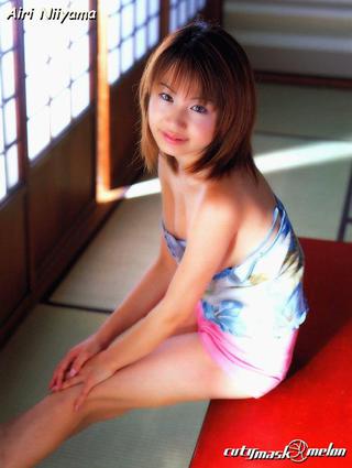 新山愛里 画像7