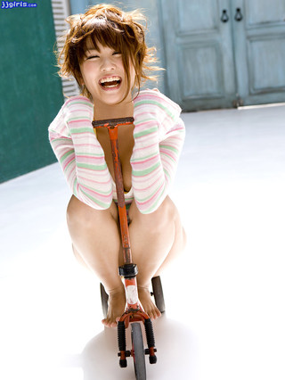 Mai Nishida Photos466