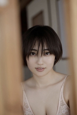 Kazusa Okuyama Photos612
