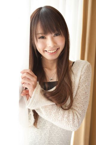 Eri Oka Photos526