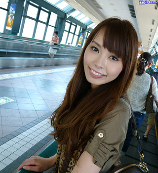Eri Oka Photos803