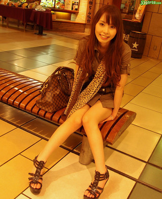 Eri Oka Photos805