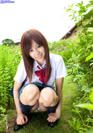瑠川里菜 图片16