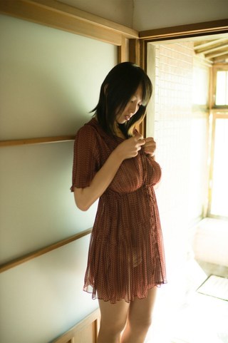 Asami Sakanoue Photos316