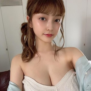 Otono Sakurai Photos536