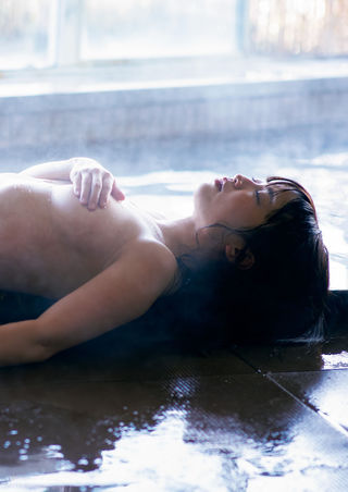 Riko Suzuhara Photos43