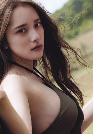 Sayaka Tomaru Photos94