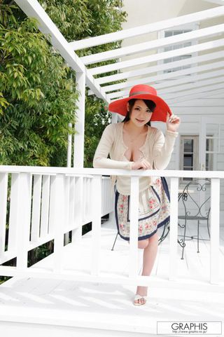 鶴田かな 画像90