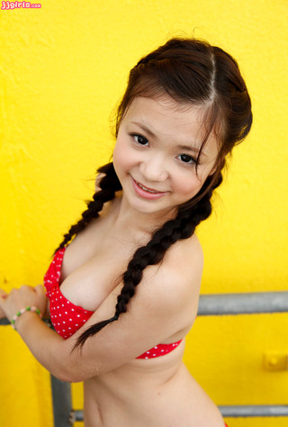 鶴田かな 画像387