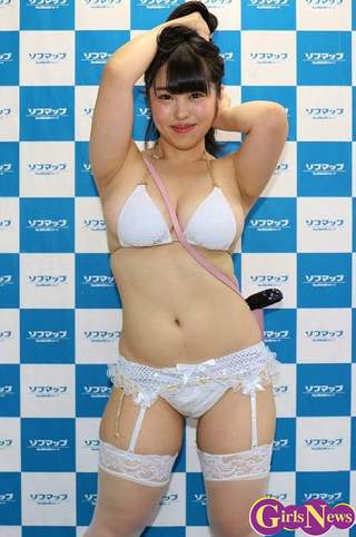 梅田彩 图片100
