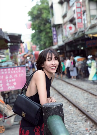 山崎真実 画像52