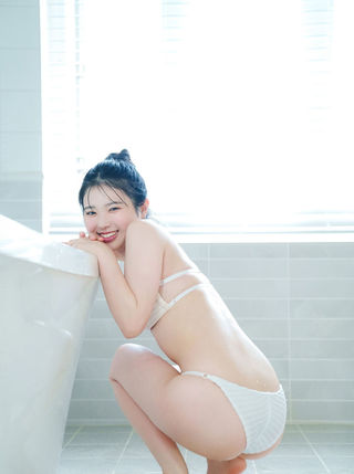 Nanaka Yano Photos98