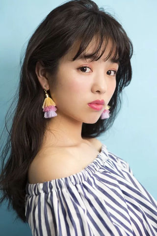 横田真悠 画像230